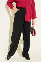 https://cdn.pazarium.com.tr/bel-cirtli-mini-tasli-kumas-pantolon-siyah-812552-20-B.jpg