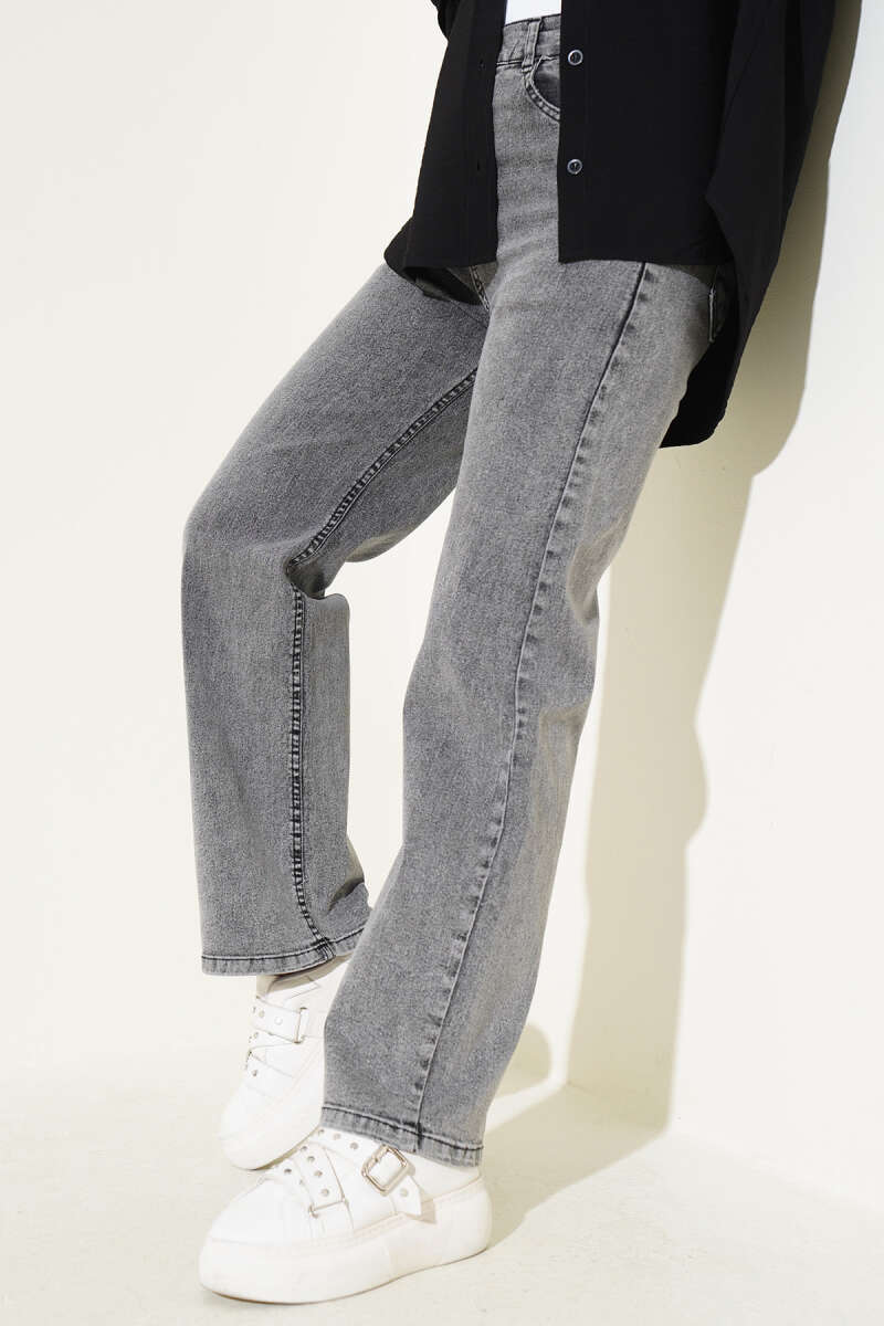 Bel Düğmeli Geniş Paça Kot Pantolon