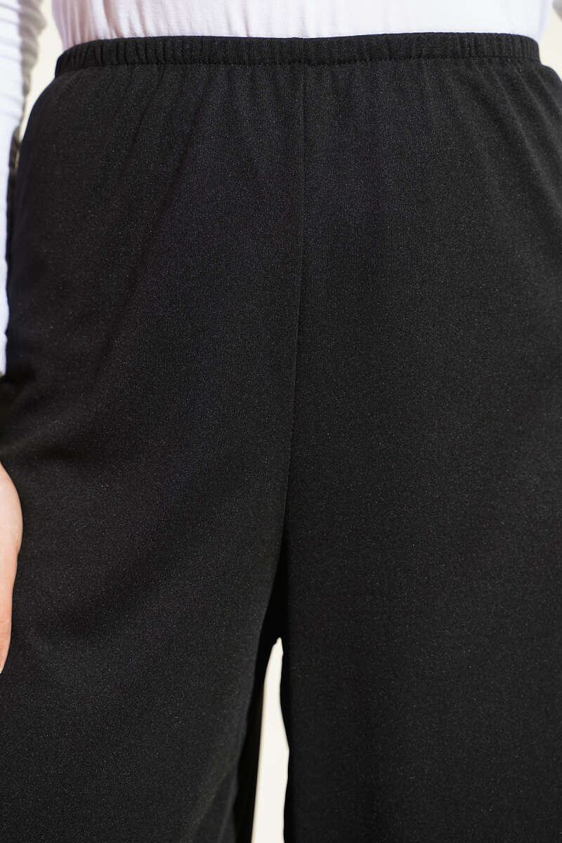 Bel Lastik Detaylı İçlik Siyah