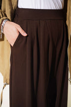 https://cdn.pazarium.com.tr/bel-lastik-detayli-salvar-pantolon-kahve-828496-20-B.jpg