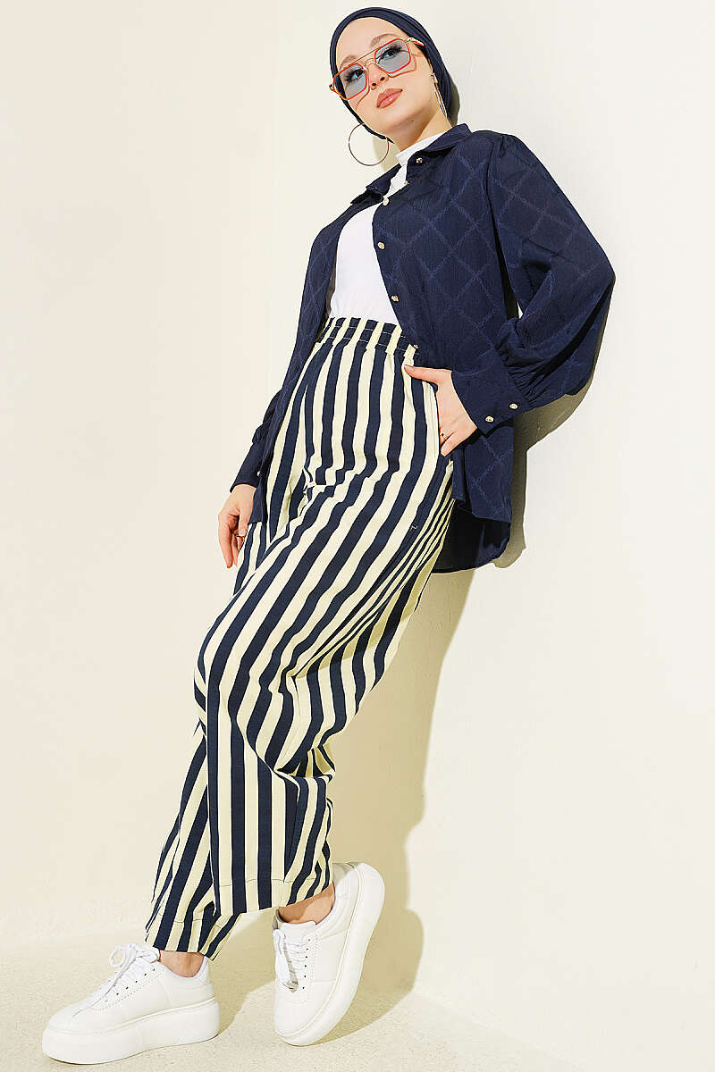 https://cdn.pazarium.com.tr/bel-lastikli-cizgili-poplin-pantolon-sari-799357-19-B.jpg