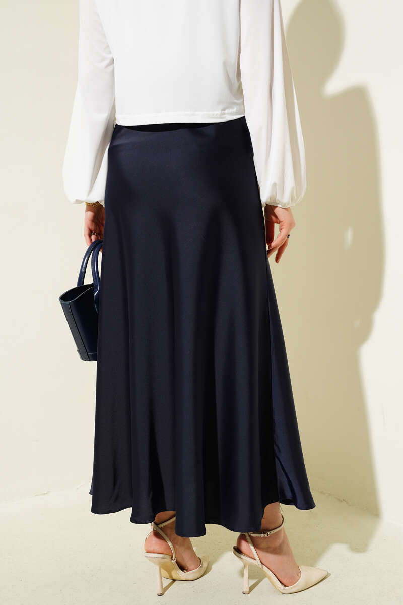 https://cdn.pazarium.com.tr/bel-lastikli-saten-klos-etek-lacivert-597270-14-B.jpg