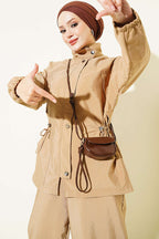 https://cdn.pazarium.com.tr/bel-tunelli-fermuarli-ikili-takim-camel-821700-20-B.jpg