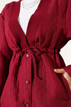 https://cdn.pazarium.com.tr/bel-tunelli-kapitone-ceket-bordo-588912-14-B.jpg