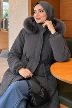 https://www.pazarium.com.tr/bel-tunelli-kapitone-kurklu-mont-fume-832265-20-B.jpg