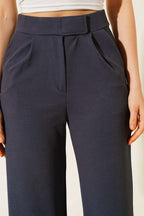 Beli Cırtlı Geniş Paça Pantolon
