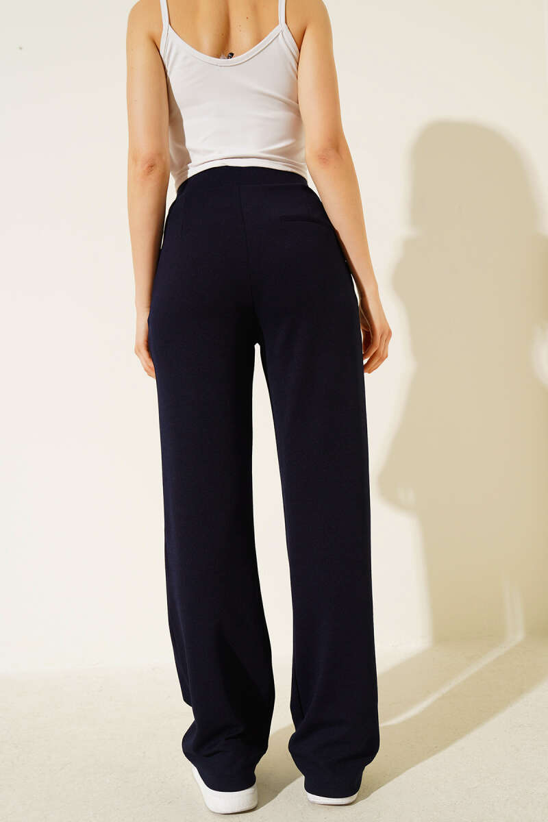 Beli Cırtlı Geniş Paça Pantolon