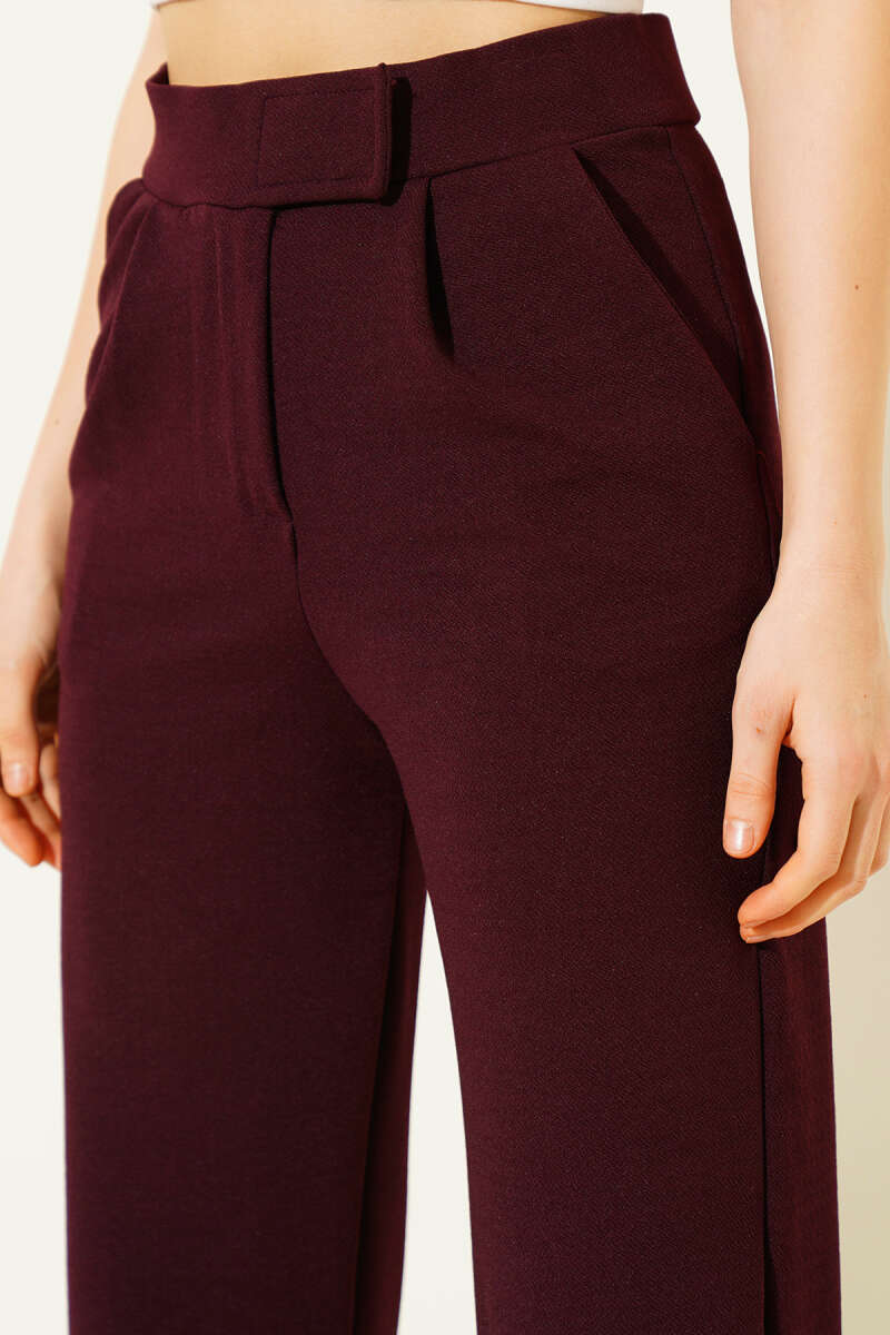 Beli Cırtlı Geniş Paça Pantolon