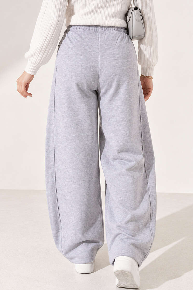 https://cdn.pazarium.com.tr/beli-lastikli-oversize-pantolon-gri-842442-20-B.jpg