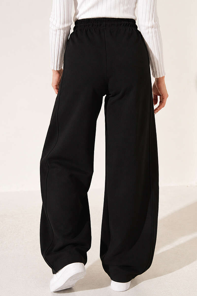 https://cdn.pazarium.com.tr/beli-lastikli-oversize-pantolon-lacivert-842434-20-B.jpg