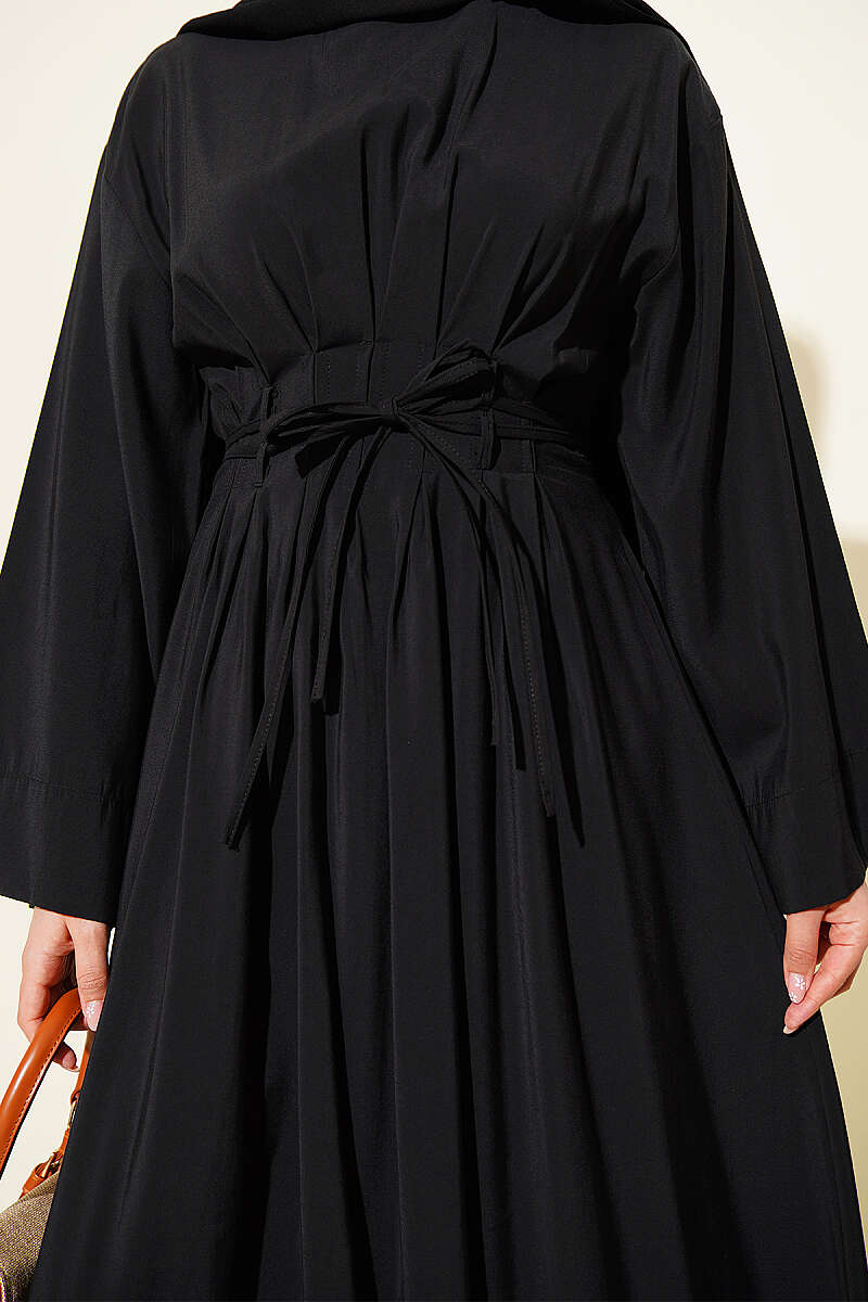 https://cdn.pazarium.com.tr/beli-pensli-pileli-ip-kusakli-modal-elbise-siyah-779231-19-B.jpg
