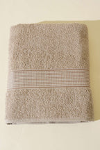 https://cdn.pazarium.com.tr/betus-banyo-havlusu-vizon-583400-13-B.jpg