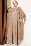 https://cdn.pazarium.com.tr/bilek-lastikli-desen-detayli-elbise-camel-817645-20-B.jpg
