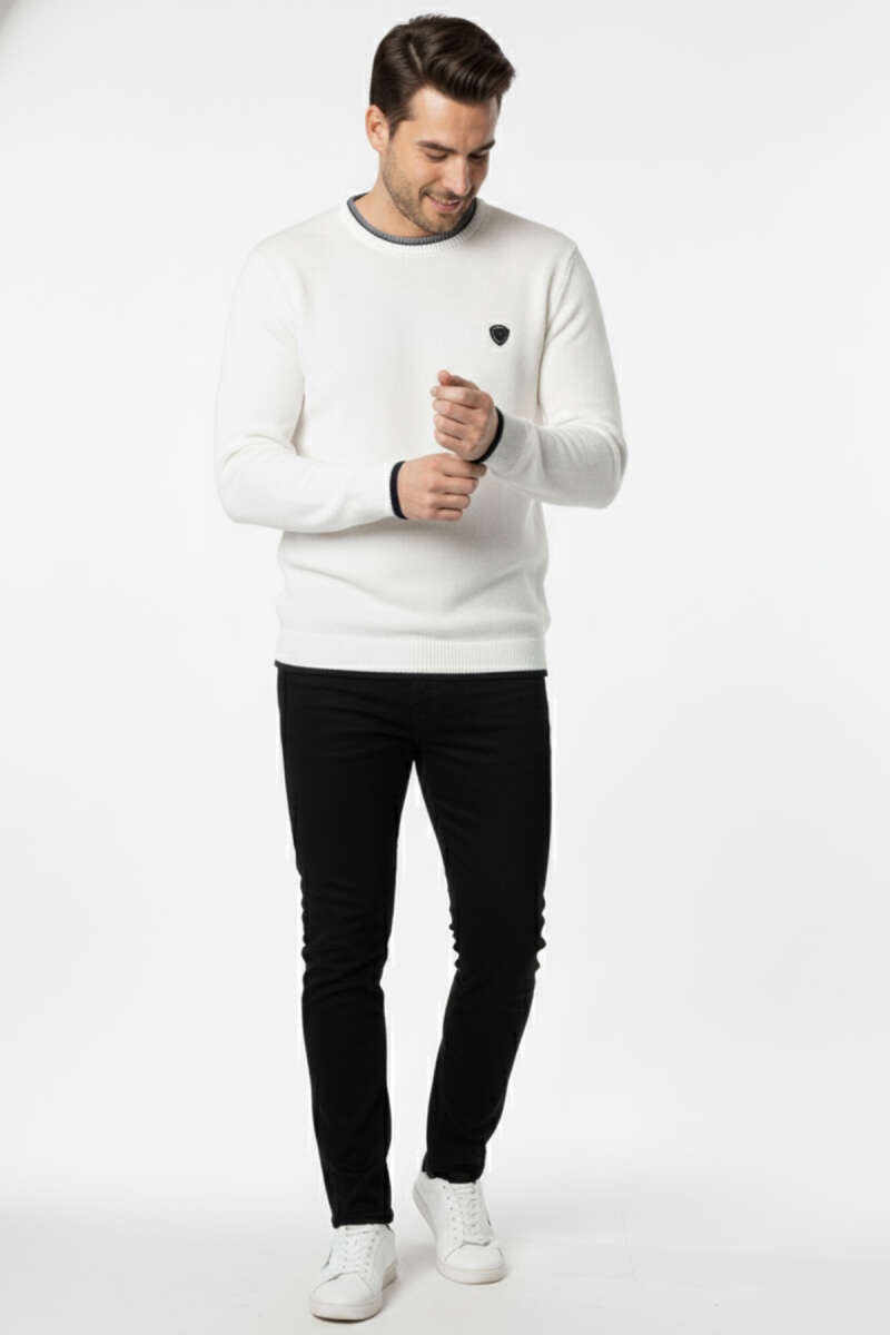https://cdn.pazarium.com.tr/bisiklet-yaka-armali-erkek-sweatshirt-beyaz-701918-17-B.jpg