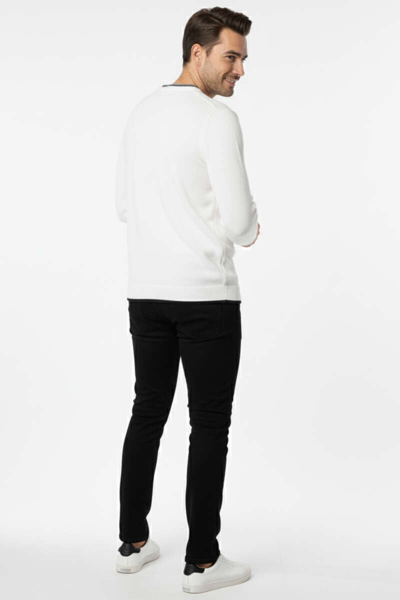 https://cdn.pazarium.com.tr/bisiklet-yaka-armali-erkek-sweatshirt-beyaz-701919-17-B.jpg