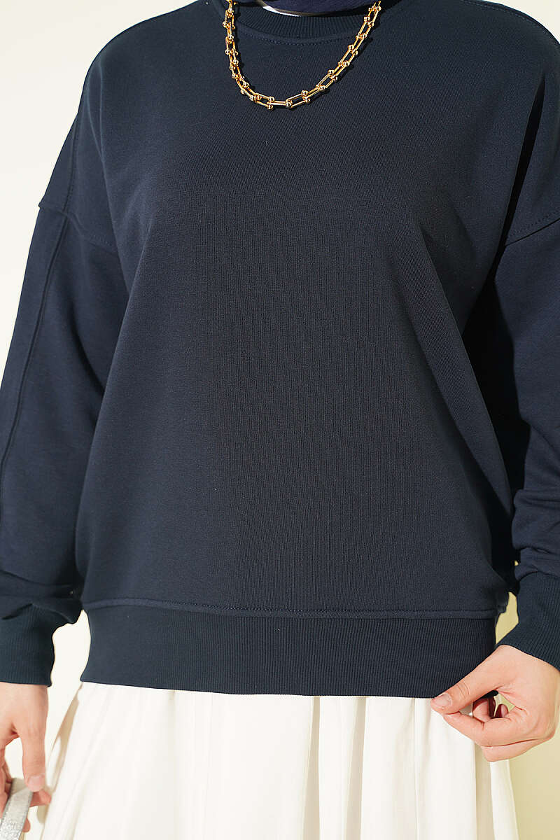 https://cdn.pazarium.com.tr/bisiklet-yaka-basic-tunik-lacivert-827610-20-B.jpg