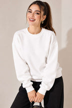 https://cdn.pazarium.com.tr/bisiklet-yaka-basic-uc-iplik-sweatshirt-ekru-841626-20-B.jpg