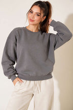 https://cdn.pazarium.com.tr/bisiklet-yaka-basic-uc-iplik-sweatshirt-kayrak-grisi-841632-20-B.jpg