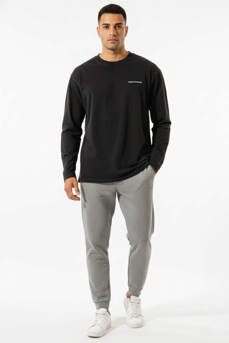 https://cdn.pazarium.com.tr/bisiklet-yaka-baskili-sweatshirt-siyah-686292-16-B.jpg