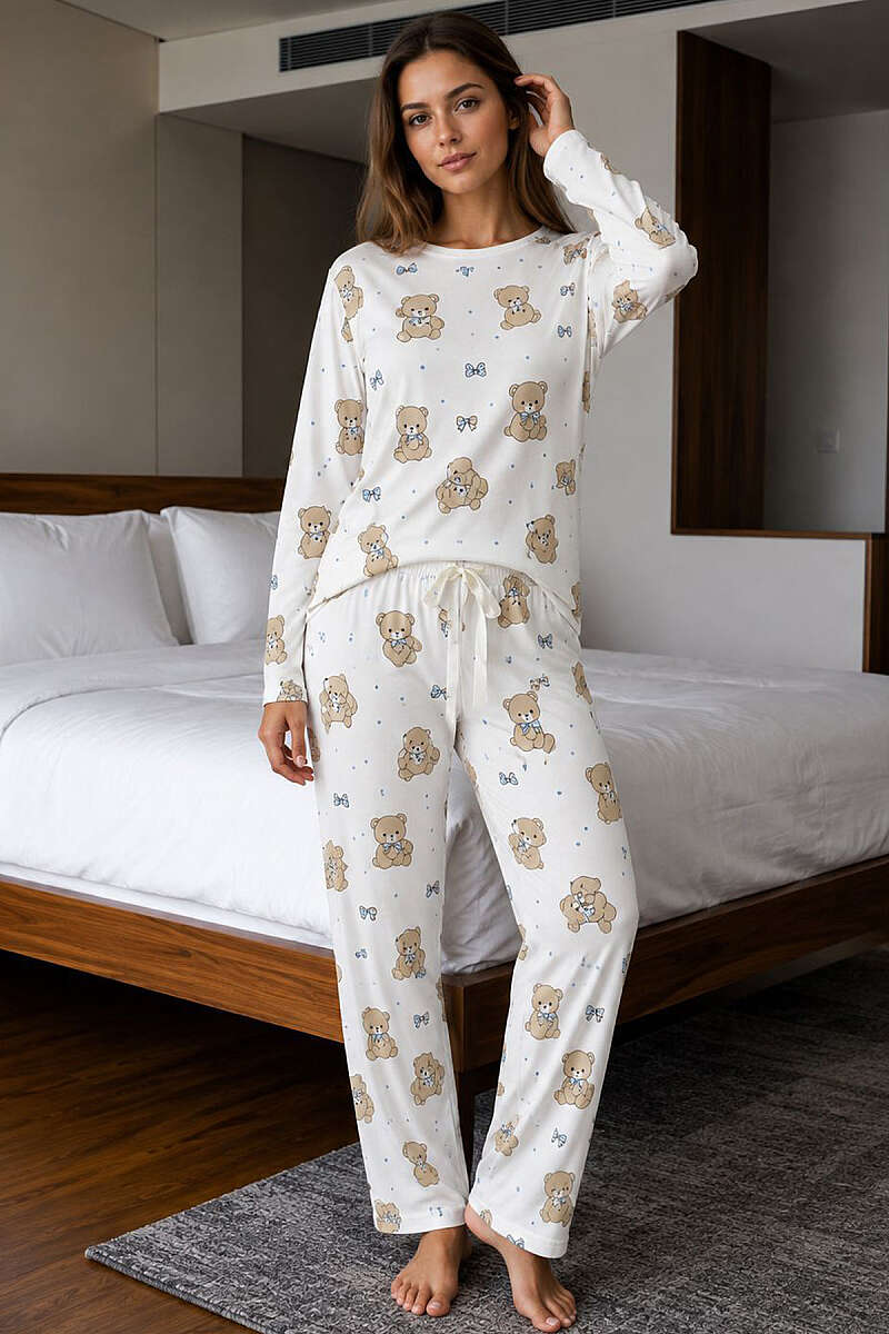 https://cdn.pazarium.com.tr/bisiklet-yaka-desenli-pijama-takimi-asorti-11-818766-20-B.jpg