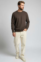https://cdn.pazarium.com.tr/bisiklet-yaka-dikisli-erkek-sweatshirt-kahve-700006-16-B.jpg