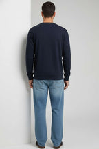 https://cdn.pazarium.com.tr/bisiklet-yaka-dikisli-erkek-sweatshirt-lacivert-700010-16-B.jpg