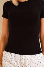 https://cdn.pazarium.com.tr/bisiklet-yaka-duz-t-shirt-siyah-803850-19-B.jpg