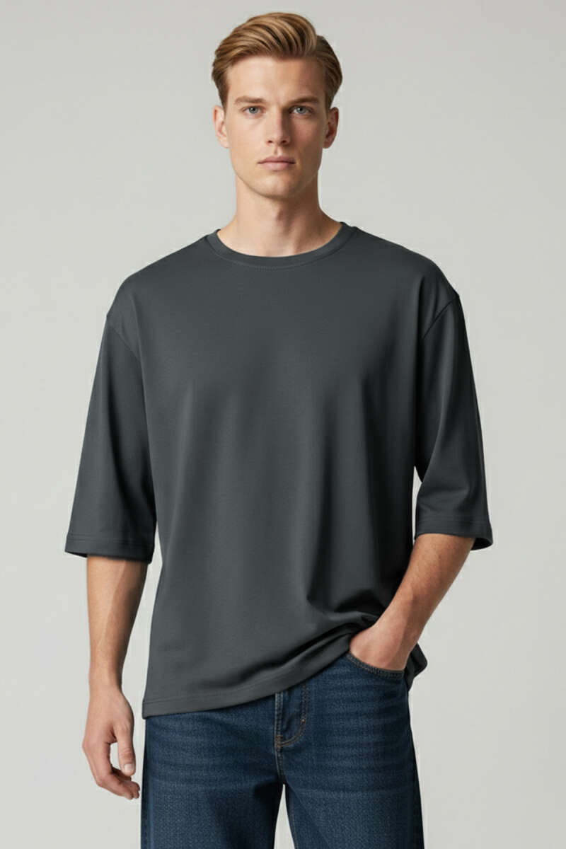 https://cdn.pazarium.com.tr/bisiklet-yaka-fakir-kollu-t-shirt-fume-744551-18-B.jpg