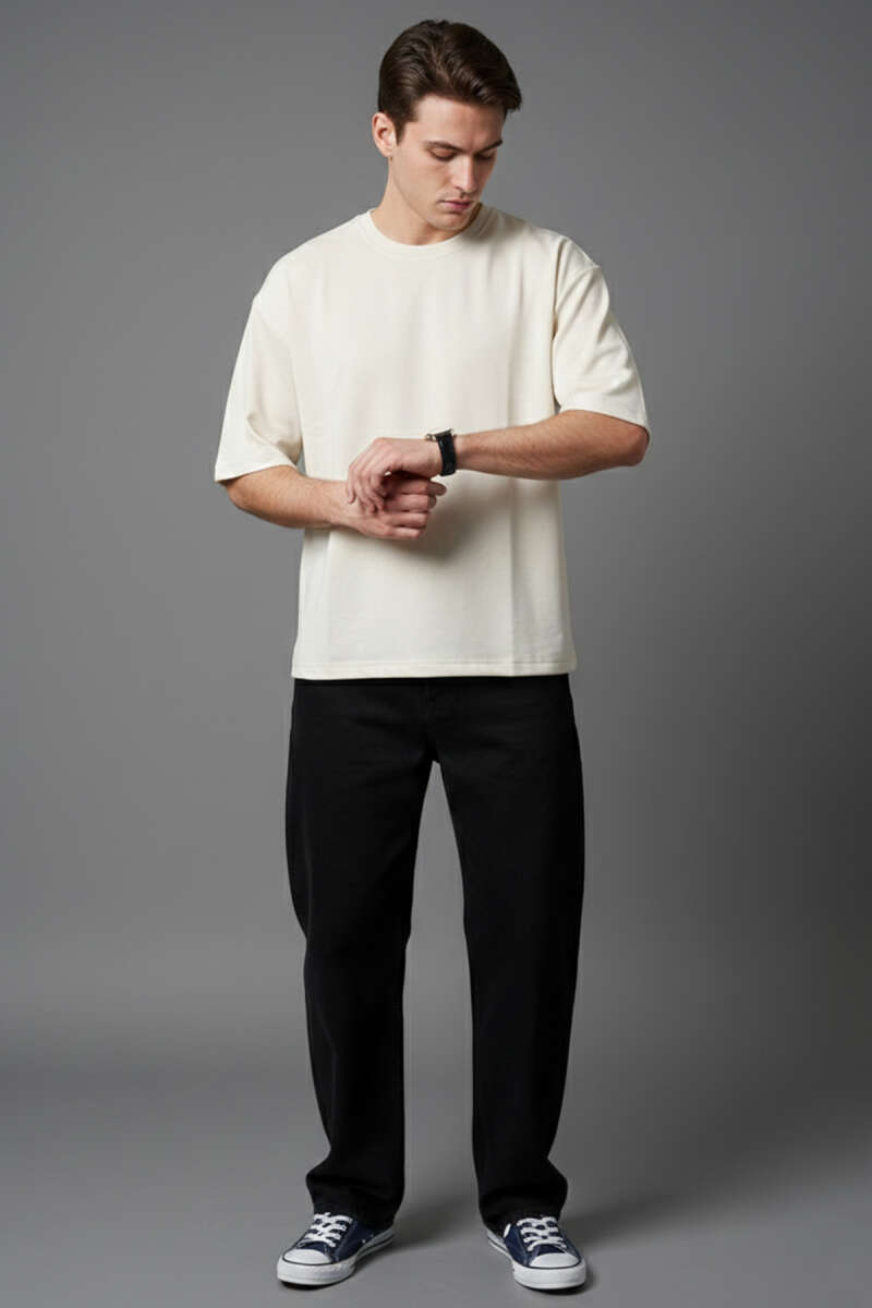 https://cdn.pazarium.com.tr/bisiklet-yaka-fakir-kollu-t-shirt-tas-744216-18-B.jpg