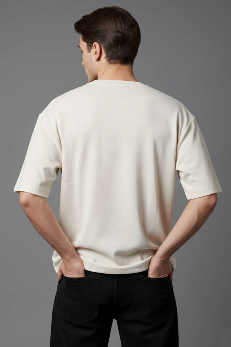 https://cdn.pazarium.com.tr/bisiklet-yaka-fakir-kollu-t-shirt-tas-744217-18-B.jpg