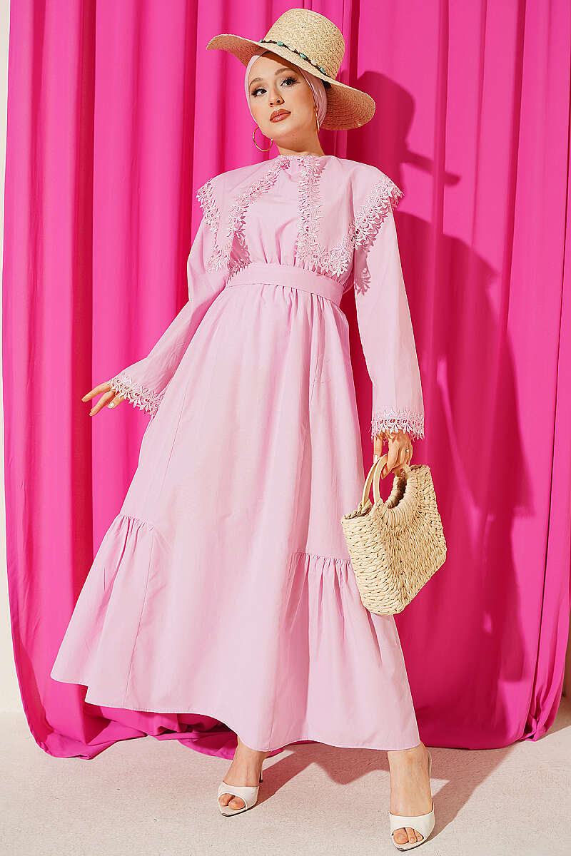 https://cdn.pazarium.com.tr/bisiklet-yaka-gupur-detayli-elbise-pembe-808567-20-B.jpg
