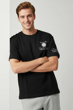 https://cdn.pazarium.com.tr/bisiklet-yaka-nakisli-oversize-t-shirt-siyah-744284-18-B.jpg
