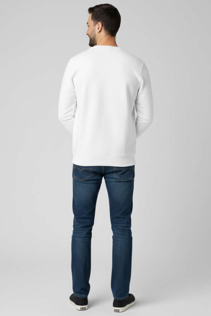 https://cdn.pazarium.com.tr/bisiklet-yaka-sardonlu-uc-iplik-erkek-sweatshirt-beyaz-726590-17-B.jpg