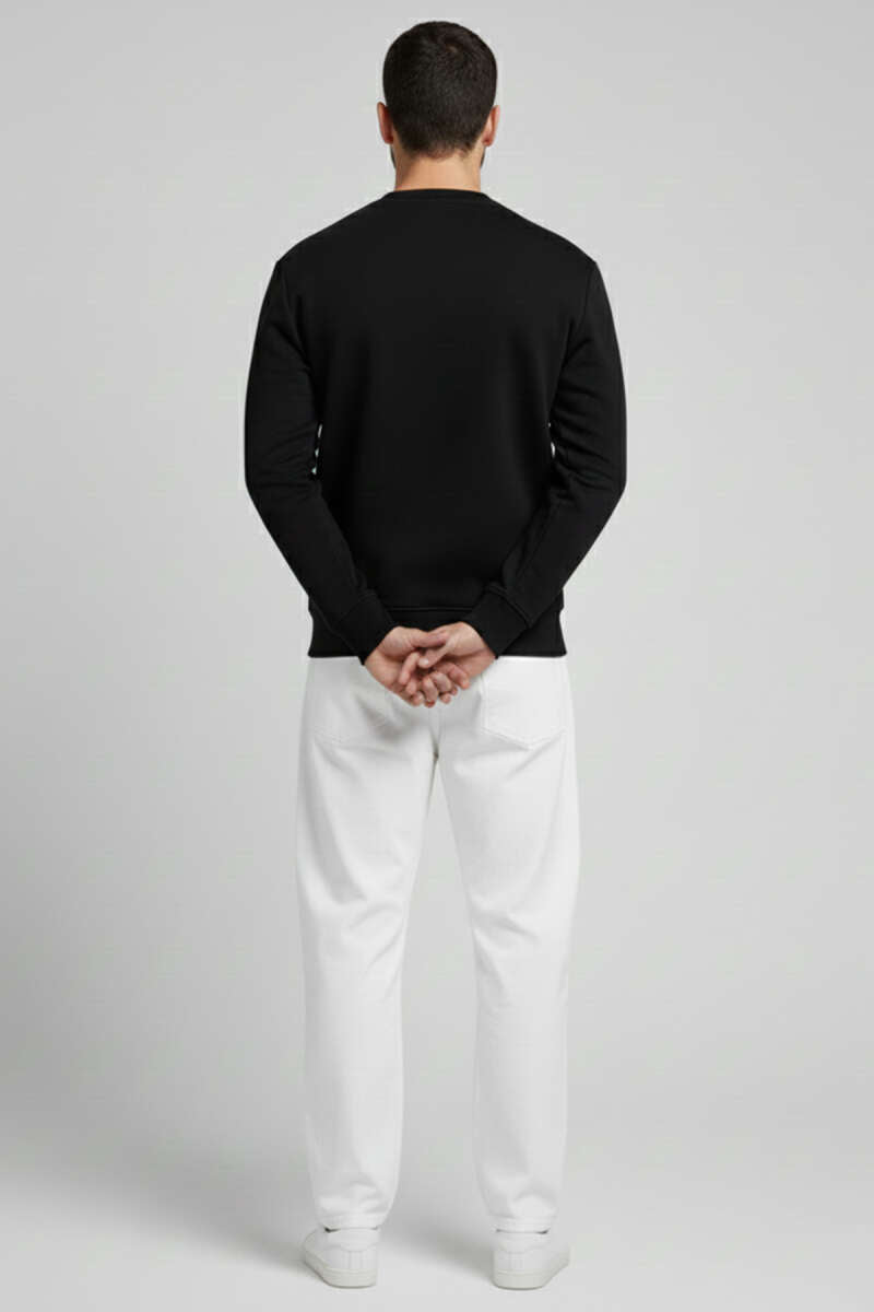 https://cdn.pazarium.com.tr/bisiklet-yaka-sardonlu-uc-iplik-erkek-sweatshirt-siyah-726584-17-B.jpg