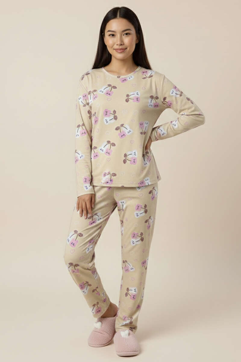 https://cdn.pazarium.com.tr/bisiklet-yaka-uzun-kol-desenli-pijama-takimi-krem-716769-17-B.jpg