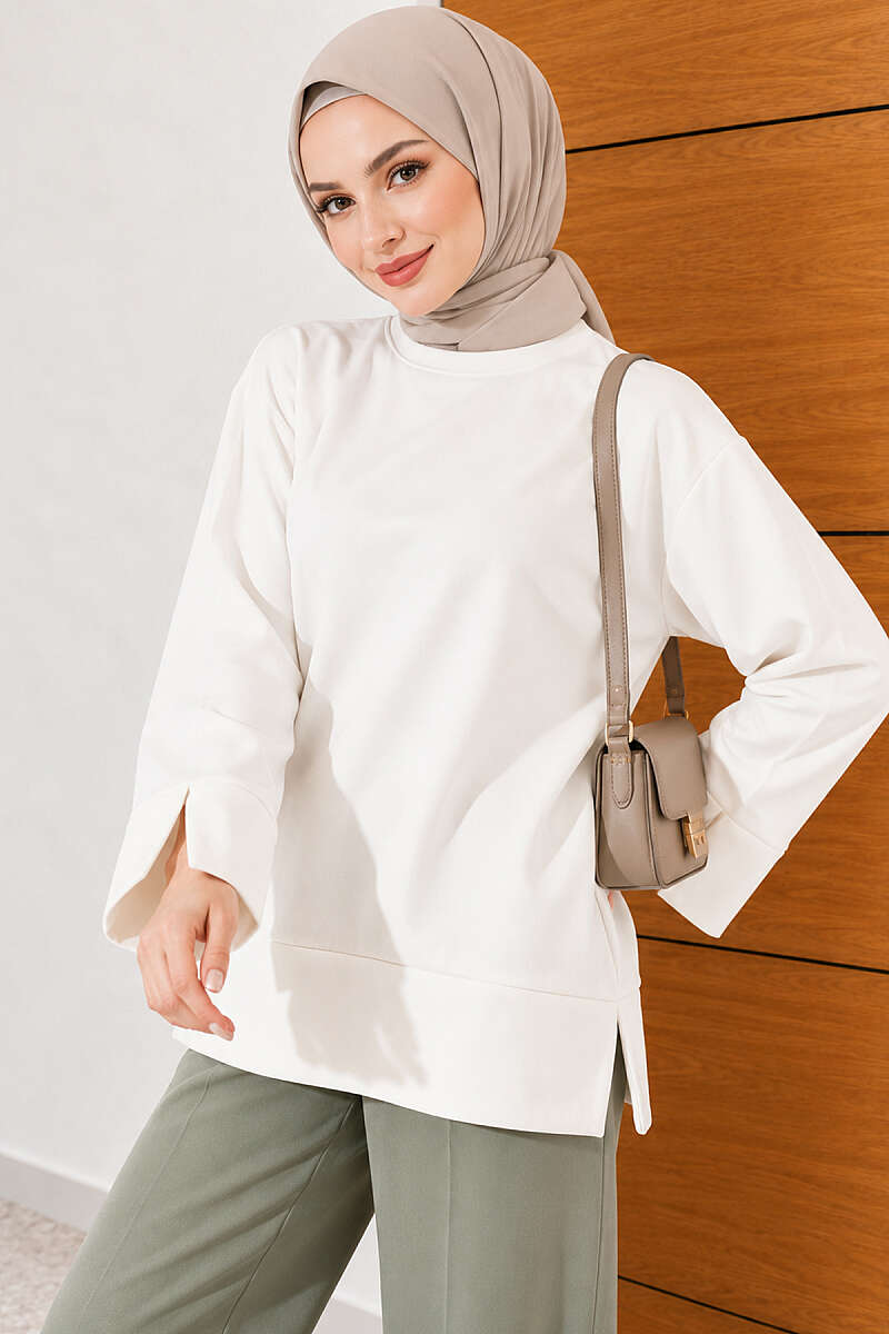 https://cdn.pazarium.com.tr/bisiklet-yaka-yirtmac-detayli-tunik-ekru-841531-20-B.jpg