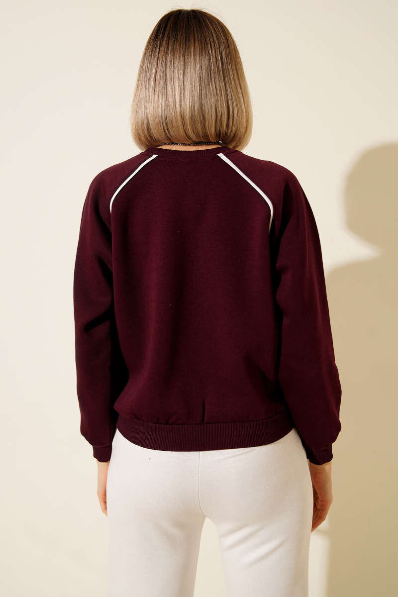 Biye Detaylı Baskılı Üç İplik Sweatshirt