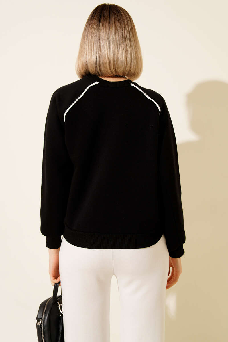 Biye Detaylı Baskılı Üç İplik Sweatshirt