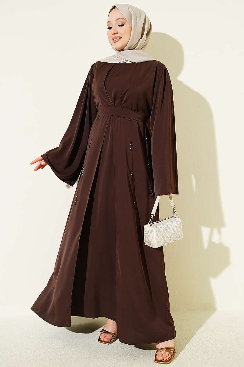 https://cdn.pazarium.com.tr/boncuk-islemeli-kusakli-abaya-809130-20-B.jpg