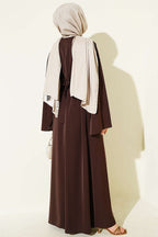 https://cdn.pazarium.com.tr/boncuk-islemeli-kusakli-abaya-809132-20-B.jpg