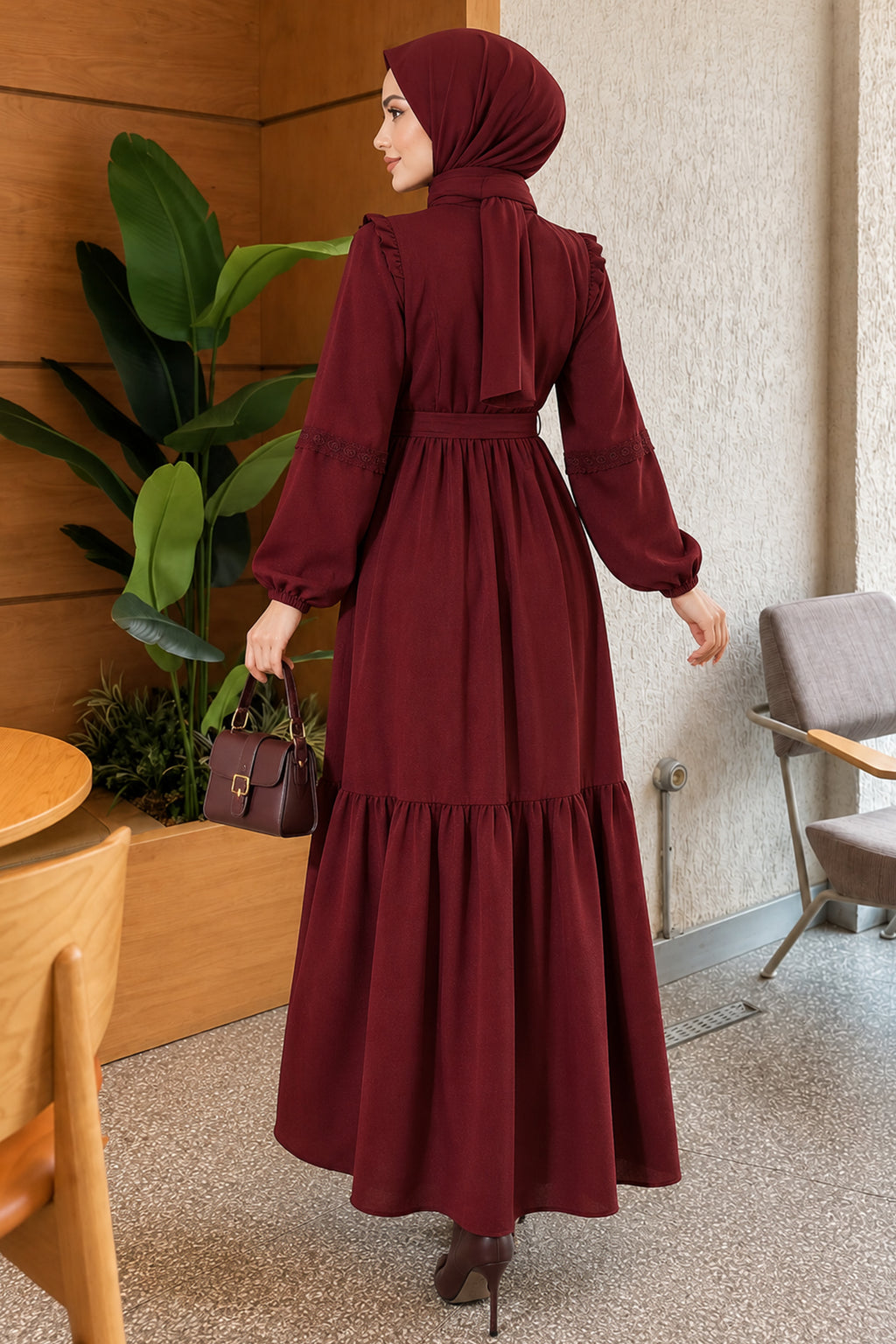 Brit - Robe boutonnée en guipure