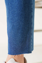 https://cdn.pazarium.com.tr/boru-paca-sokuk-jean-pantolon-mavi-tint-570292-13-B.jpg
