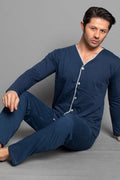 https://cdn.pazarium.com.tr/boydan-dugmeli-uzun-kol-erkek-pijama-takim-indigo-548876-13-B.jpg