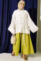 https://cdn.pazarium.com.tr/brit-dugmeli-oversize-kimono-tas-804574-19-B.jpg