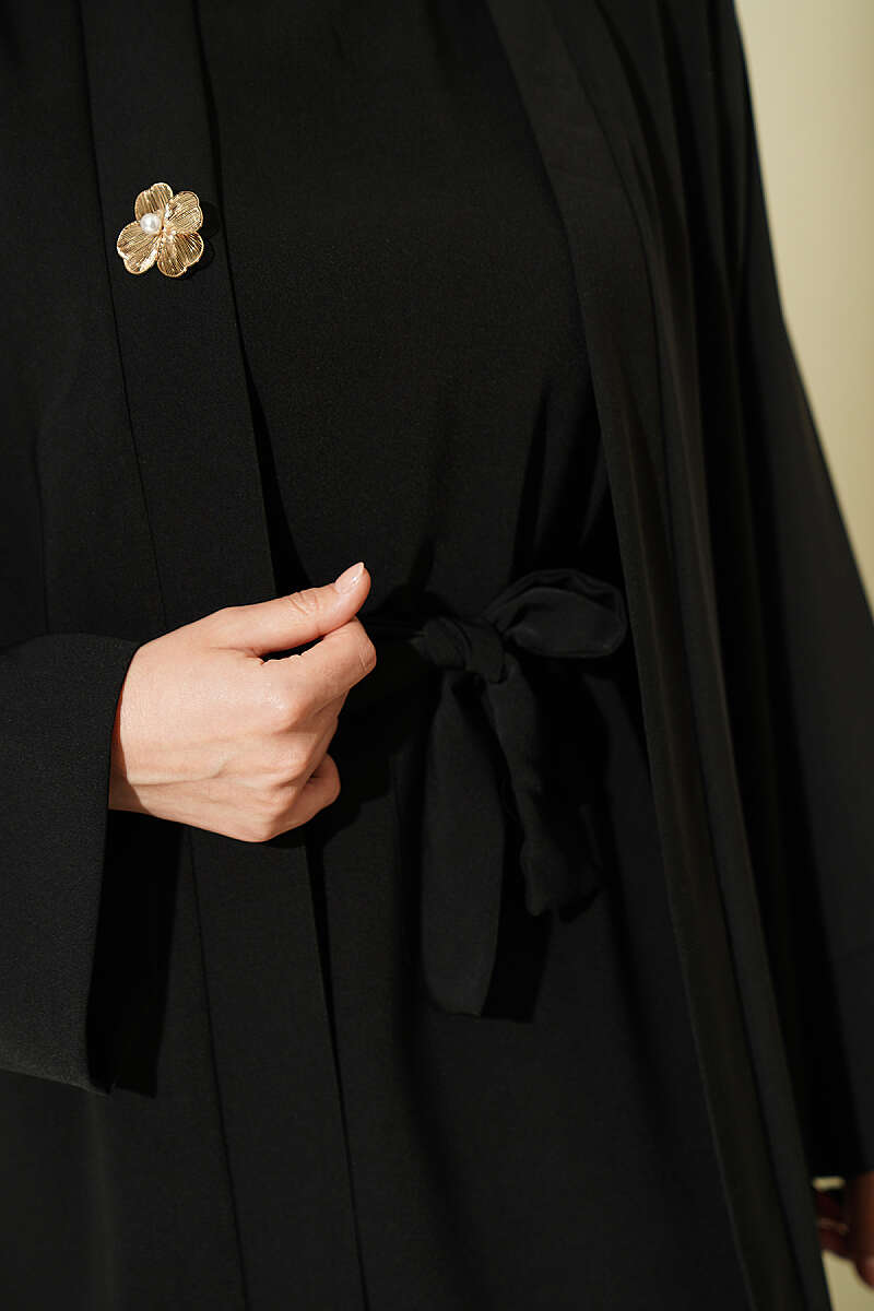 https://cdn.pazarium.com.tr/bros-aksesuarli-abaya-takim-siyah-825571-20-B.jpg