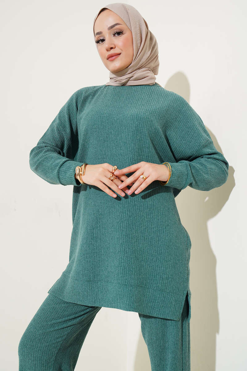 https://cdn.pazarium.com.tr/burumcuk-basic-tunik-ikili-takim-yesil-562217-13-B.jpg