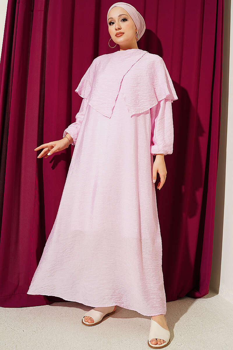 https://cdn.pazarium.com.tr/capraz-omuz-pelerinli-elbise-pembe-799592-19-B.jpg