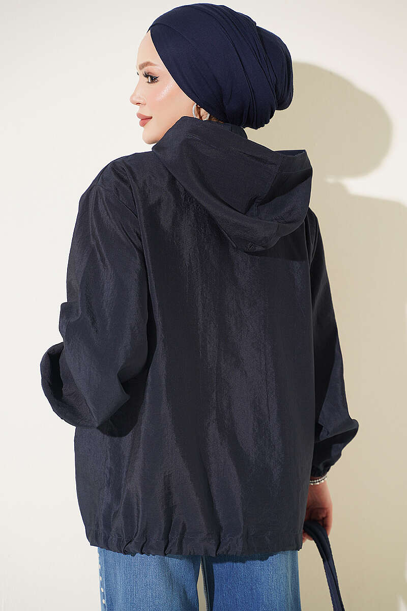 https://cdn.pazarium.com.tr/cep-detayli-kapusonlu-kap-lacivert-828785-20-B.jpg