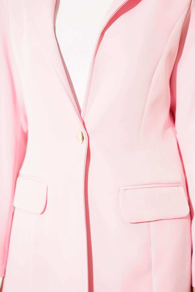 https://cdn.pazarium.com.tr/cep-kapakli-tek-dugmeli-blazer-ceket-pembe-672596-16-B.jpg