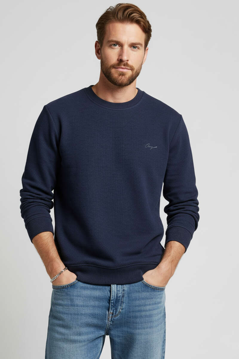 Change Nakışlı Erkek Sweatshirt